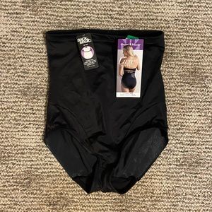 Naomi and Nicole Black Shape-wear